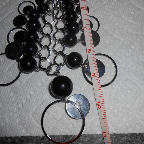 Vintage 90s Geometric Chunky Black and Silver Bib Statement Dangle Necklace - Picture 9 of 11